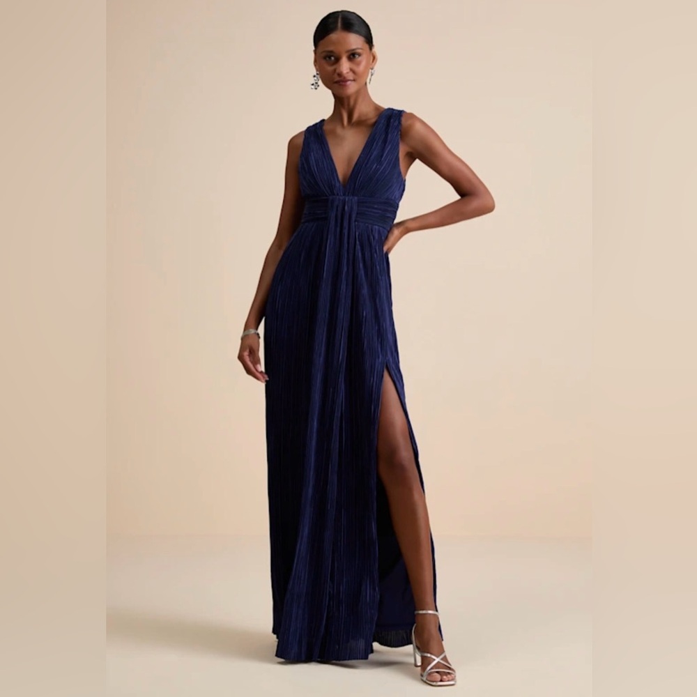 Lulu's Navy Pleated V-Neck Maxi Dress with Side Slit